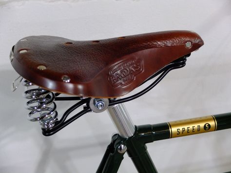 Brooks Leather Bike Saddle B66 Bicycle Mini Velo, Leather Bicycle, Bicycle Saddle, Bike Saddle, Cool Bicycles, Vintage Bicycles, Cool Bikes, Saddle, Bicycle