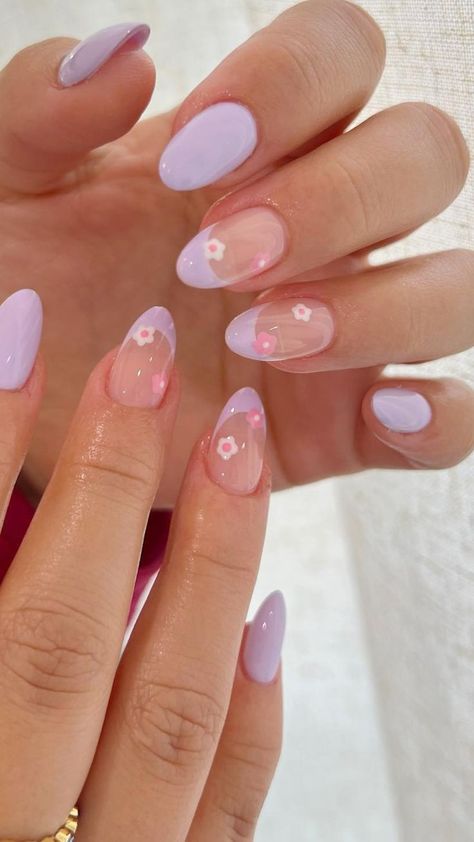 Who says long nails are a must for gorgeous manicures? This collection proves short nails can be just as stylish! Find easy-to-manage yet eye-catching looks perfect for everyday wear or special occasions. Get ready to transform your short nails into a work of art! #shortnails #naildesigns #nailart #manicure #nailinspo #beauty #style #shorthairdontcare #selfcare #diynailser Nail Designs And Colors, Cute Simple Nails, Lavender Nails, Spring Nail Designs, Simple Gel Nails, Summery Nails, Really Cute Nails, Cute Gel Nails, Short Acrylic Nails Designs