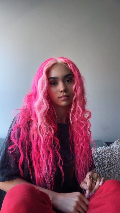 Hair Styles With Colored Hair, Crazy Hair Colors Ideas, Half And Half Colored Hair, Pink And Blonde Hair Curly, Long Colorful Hair, Pink And Blue Split Dye Hair, Halloween Costumes Pink Hair, Pink Split Dyed Hair, Colored Hair Inspiration