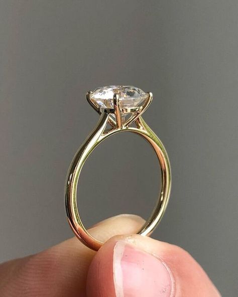 "DESCRİPTİON 14K Gold Ring, 18K Gold Ring, 925 silver ring, 1 to 4 ct round cut moissanite, Solitaire Ring Make your special day even more magical with this exquisite 1 to 4 ct Round Cut Moissanite Engagement Ring. The round solitaire design in 14k solid gold is perfect for any occasion, including anniversaries and bridal gifts. Personalize this ring for an even more special touch. It makes for a stunning anniversary gift, bridal ring, or a luxurious treat for yourself. Order yours today and add Round Solitaire Ring, Round Solitaire Rings, Moissanite Engagement Ring White Gold, Round Cut Engagement Ring, Round Solitaire, Wedding Rings Solitaire, Round Cut Engagement Rings, 18k Gold Ring, Etsy Personalized Gifts