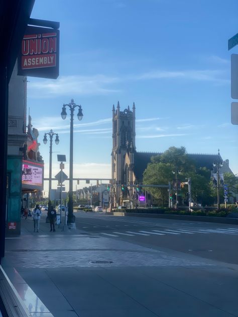 #detroit #unionassembly #michigan #summer #summeradventure #dinner #walking Detroit Michigan Aesthetic, Michigan Detroit, Michigan Summer, Downtown Detroit, New Photo Download, Detroit Michigan, Photo Download, Summer Adventures, Brown Aesthetic