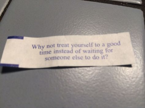 Masturbate Quotes, Funny Fortune Cookies, Fortune Cookie Messages, Fortune Cookie Quotes, Cookie Quotes, Uber Humor, Funny Sites, Fortune Cookies, Funny Comments