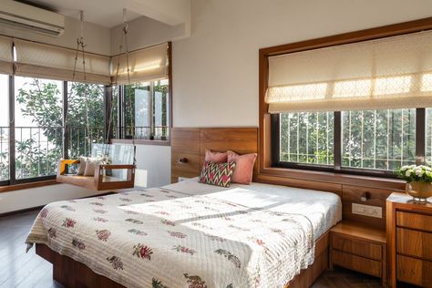 3Bhk Home In South Bombay Giving Soft Glow And Warmth | Twisha Thakker Design Studio - The Architects Diary Bed Design With Back Window, South Indian Bedroom Design, Indian Home Interior Design, South Bombay, Indian Interior Design, Indian Bedroom Decor, India Home Decor, Indian Home Design, Indian Home Interior