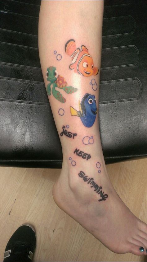 Something like this but with lots more! And Blended in. Very detailed! Nemo And Dory Tattoos, Finding Nemo Tattoo Ideas, Nemo Tattoo Ideas, Squirt Tattoo Finding Nemo, Finding Nemo Tattoo, Tattoo Ideas Disney, Nemo Tattoo, Dory Tattoo, Fish Animation