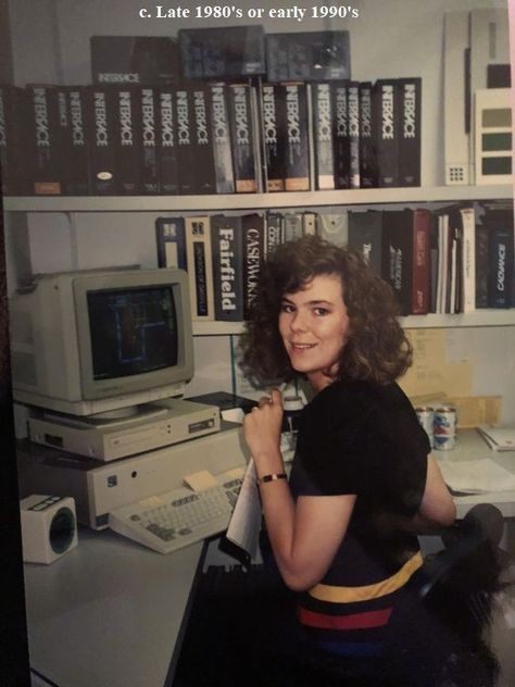 Mom In College, Decades Aesthetic, Late 80s Fashion, 1980s Aesthetic, Big Hair Bands, 1990s Photos, Life Moves Pretty Fast, Nostalgia Aesthetic, Computer Work