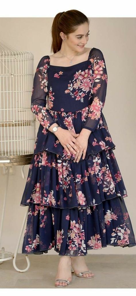 Silk Frocks For Women, Plus Size Party Wear, Floral Long Frocks, Simple Frock, Organza Dresses, Short Frocks, Simple Frock Design, Latest Maxi Dresses, Long Frock Designs