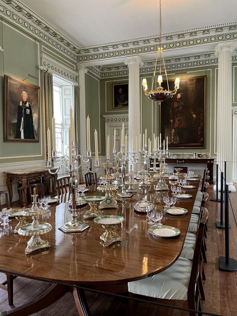 Beautiful Dining Room Table, Aesthetic Breakfast, Victorian Interior, Victorian Interiors, Castle Aesthetic, Royal Residence, Beautiful Dining Rooms, Dining Hall, Luxury Dining