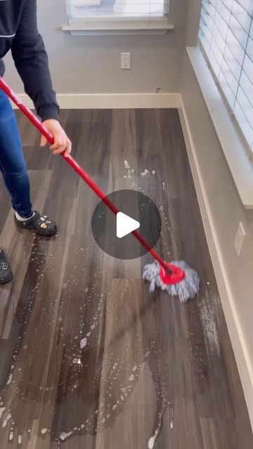 My Homely Decor on Instagram: "Cleaning day with @maggievillegas27 🧼✨🧹

-

#LivingRoomCleaning #CleanLivingSpace #CleaningMotivation #CleanWithMe #LivingRoomGoals #FreshAndClean #CleaningRoutine #HomeOrganization #DeclutterYourHome #CleaningHacks #CleaningTips #CleanHomeHappyHome #SparklingClean #CleaningInspiration #CleanLiving #Housekeeping #OrganizedLiving #LivingRoomInspo #HomeCleaning #WeekendCleaning #CleaningSatisfaction #CleanSpaces #DeepCleaning #CleaningJourney #DailyCleaning #LivingRoomRefresh #CleanLivingRoom #CleaningTherapy" Home Cleaning Hacks Videos, Cleaning Motivation Videos, Homely Decor, Clean Living Rooms, Living Room Cleaning, Deep Cleaning Hacks, Cleaning Inspiration, Cleaning Videos, Living Room Goals