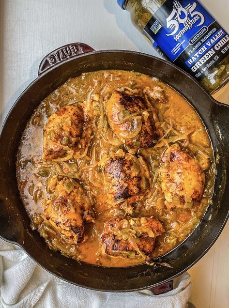 Baked Chicken Thighs in Hatch Valley Green Chile Cream Sauce Chicken Hatch Chile Recipes, Handheld Snacks, Hatch Chile Recipes, Roasted Green Chili, Hatch Green Chili, Green Chile Recipes, Green Chili Recipes, Hatch Chili, Green Chile Sauce