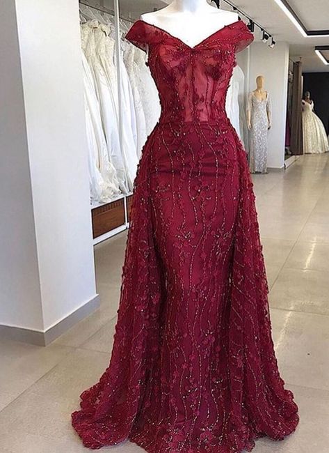 Burgundy Masquerade Dress, Jewel Toned Prom Dresses, Burgendy Prom Dress, Dark Red Prom Dresses Long Elegant, Unique Grad Dresses, Long Dark Red Dress, Dark Red Prom Dress Long, Masquerade Dress Ideas, Dark Red Prom Dress