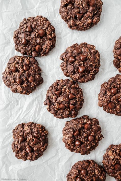 Chocolate Oat Cookies, Oat Chocolate Chip Cookies, Oat Cookie Recipe, Dark Chocolate Chip Cookies, Biscuits Diététiques, Chocolate Oatmeal Cookies, Chocolate Oats, Healthy Cookie Recipes, Chocolate Oatmeal