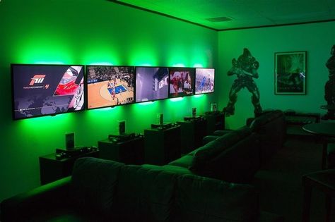 The perfect room to throw a video game party! Gamer Room Diy, Video Game Room Decor, Room Improvement, Gaming Lounge, Lan Party, Battle Station, Game Center, Man Cave Basement, Video Game Party