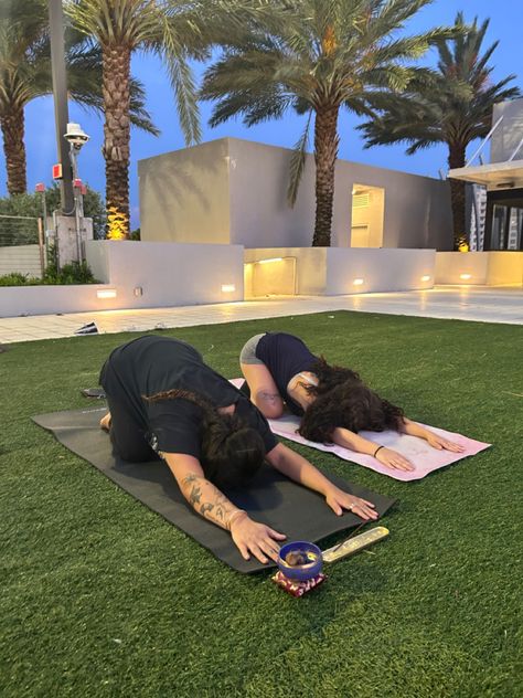 Yoga With Bestie, Spiritual Best Friends Aesthetic, Spiritual Friend Group Aesthetic, Good Vibrations Aesthetic, Healthy Friend Group Aesthetic, Spiritual Community Aesthetic, Spiritual Besties, Spiritual Friends Aesthetic, Spiritual Aesthetic Photography