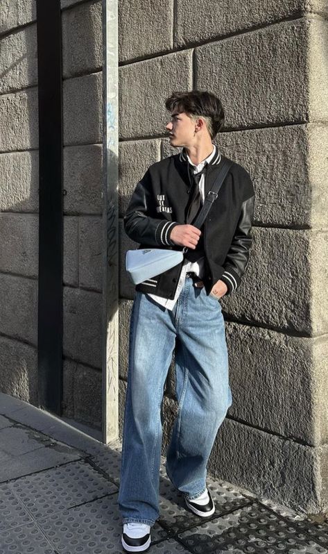 baggy jeans, black jacket, winter outfit, outfit inspo, men’s fashion, outfit ideas for men Baggy Fashion Outfits Men, Baggy Denim Jacket Outfit Men, Men In Baggy Jeans, Baggy Jeans Outfit 90s Men Street Styles, Styling Baggy Jeans Men, Baggy Jeans Outfit Men Aesthetic, Baggy Jeans Outfit For Men, Black Baggy Outfit Men, Baggy Clothes For Men