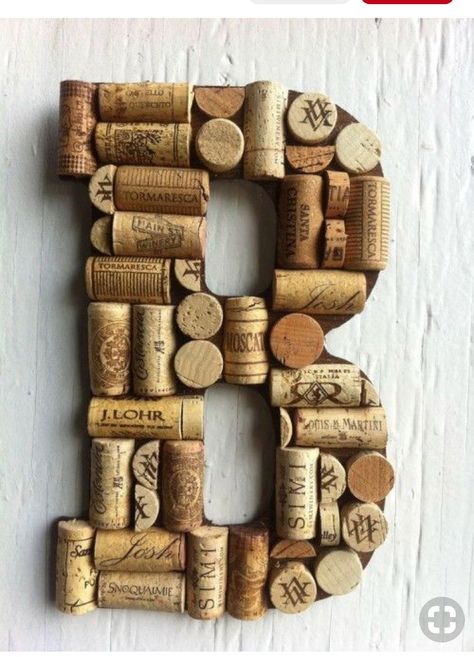 Wine Cork Letters, Wine Cork Diy Projects, Wine Cork Coasters, Cork Letters, Cork Diy Projects, Cork Wedding, Wine Cork Diy Crafts, Wine Cork Projects, Cork Crafts Diy