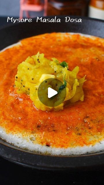 1.3M views · 67K likes | Foodies Roof on Instagram: "Mysore benne Masala Dosa❣️❣️ This Mysore benne(butter) masala dosa is a delicacy of Karnataka and is loved by all irrespective of ages. It is one of the common dishes that we order in hotels. This is simple to make at home and the taste makes you go mad over food. Do share and ask them to do this for you! 1. For the chutney, add 1 tsp oil, 1 tsp chana dal (கடலை பருப்பு), 3 nos of red chilli (மிளகாய் )and 3 nos of kashmiri chilli (for colour), garlic (பூண்டு )2 nos and onion (வெங்காயம் )1/2 no. Add little tamarind (புளி) and 1/4 tsp salt and saute. Grind to fine paste. 2. For the masala, add 2 tsp oil, 1/2 tsp mustard seeds, chana dal 1/2 tsp, urad dal 1/2 tsp, curry leaves and asafoetida. 3. Grind 1 green chilli, 2 garlic and 1 inch ging Masala Dosa Red Chutney Recipe, How To Make Masala Dosa, Masala Dosa Chutney Recipe, Potato Masala For Dosa, Mysore Dosa Recipe, Mysore Masala Dosa Recipe, Potato Masala Recipe, Chilli Chutney Recipes, Mysore Masala Dosa