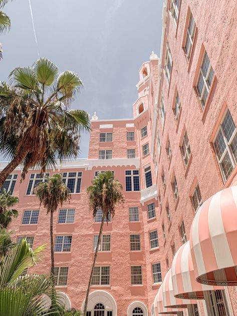 Reviewing our stay at the historic Don Cesar hotel in St. Pete, Florida! #pinkhotel #florida #historichotel Florida Hotel Aesthetic, The Don Cesar Hotel, Florida Proposal, Don Cesar Hotel, The Don Cesar, St Pete Florida, Don Cesar, Pink Hotel, Beachy Art