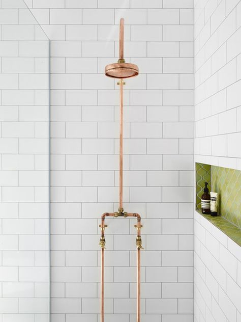 Gorgeous! Copper Pipes Shower head, white subway tile with dark grout, and green Moroccan tile in a niche. Green Moroccan Tile, Copper Fixtures, Copper Interior, Bath Redo, Bad Inspiration, White Subway Tile, Bad Design, Bathroom Renos, White Tiles