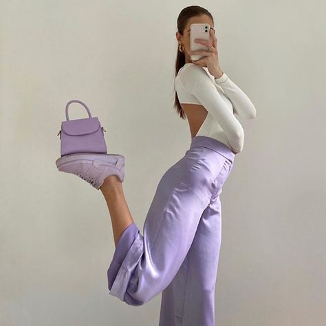 . on Instagram: “@amyz_k” Aesthetic Purple Outfits, Light Purple Outfit, Purple Outfit Aesthetic, Purple Outfit Ideas, Outfits Purple, Beach Maxi Skirt, Sunglasses Purple, Purple Outfit, School Uniform Fashion