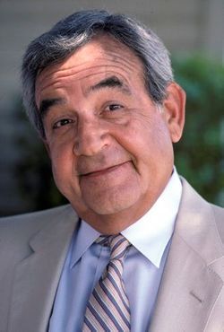 Tom Bosley (1927 - 2010) ~ American actor, voice artist, television personality, and entertainer. Tom Bosley, Angela Lansbury, Love Boat, Thanks For The Memories, Character Actor, October 19, Tv Actors, October 1, Tony Awards