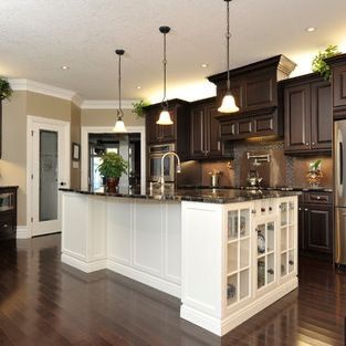 Dark Wood Kitchen Cabinets, Kitchen Layouts With Island, Trendy Kitchen Backsplash, Espresso Cabinets, Trendy Kitchen Colors, Kitchen Island Cabinets, Dark Cabinets Light Floor, White Island, Dark Wood Kitchens