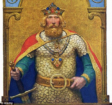 Has the real birthplace of King Arthur been found? | Archaeologists unearth Dark… Rei Arthur, N C Wyeth, The Boy King, King Arthur Legend, Nc Wyeth, Howard Pyle, Roi Arthur, Frederic Remington, Arthurian Legend