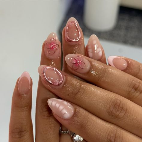 🌸✨ Own Nails Design Short, Nail Inspo August 2024, Short Nails Gel Fall, Oval Nails Short Design, Nails For August 2024, Nail Art Pink Designs, Short Nail Extension Designs, Nails August 2024, Nail Designs For Natural Nails