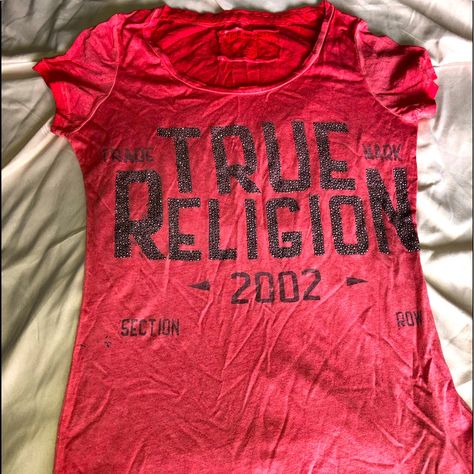 Vintage True Religion Tee Never Worn Perfect Condition Size Small Tr - Black Stones Mcbling Clothing, Mcbling Clothes, Thrift Board, Punk Fashion Diy, Mcbling Fashion, Girly Tops, Boutique Couture, Black Stones, Outfit Inspo Casual