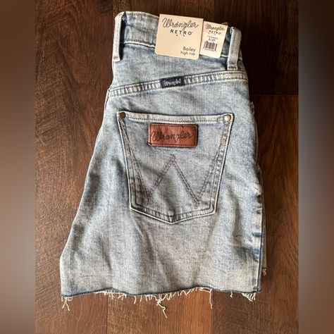 Women’s Wrangler Jean shorts size 27 Wrangler Jean Shorts, Wrangler Pants, Vintage Wrangler Jeans, Wrangler Shorts, Grey Trench Coat, Compression Pants, Denim Cutoff Shorts, Jeans For Short Women, Cut Off Jeans