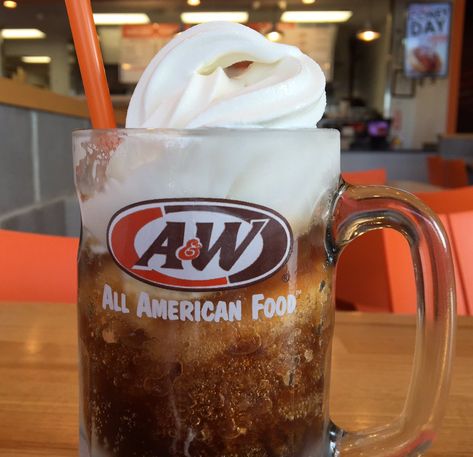 Get Your Free A&W Root Beer Float and Support @DAVHQ (Disabled American Veterans)  Details >> https://momswhosave.com/2019/07/national-root-beer-float-day.html/  @awrestaurants #rootbeer #free #nationalrootbeerfloatday #DAV A&w Root Beer Float, Carrie Stephen King, All American Food, A&w Root Beer, Log Home Designs, Beer Float, Family Dollar, Root Beer Float, American Veterans