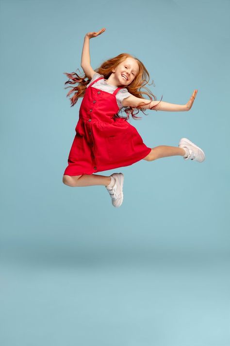 kid girl jumping Kids Studio, Happy Children, Photoshoot Studio, Childrens Photography, School Children, Dance Photos, Studio Background, School Kids, Studio Photo