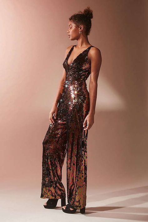 The Fab List: 10 Scintillating Holiday Party Dresses You Can Shop Now! Sparkly Romper, Sparkly Outfits, Holiday Party Attire, Party Attire, Sequin Jumpsuit, Eve Outfit, New Years Eve Outfits, Womens Fashion Inspiration, Holiday Party Dresses