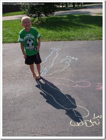 what a great way to teach a kid about shadows and how they change throughout the day 123 Homeschool 4 Me, Science Experience, Make Way For Ducklings, Kid Science, 1st Grade Science, Sight Word Activities, Preschool Science, Word Activities, Elementary Science