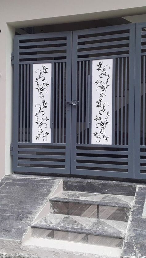 #interiorindori #maingatedesign #maingate 
#moderngatedesign #irongate #steelgate #ssgate 
#frontgate #housemaingate #maindoordesign #gatesdesign 
#homefrontgate #maingate_design #maingateforhouse Simple Main Gate Design, Simple Gate Designs, Modern Iron Gate Designs, Compound Wall Gate Design, Iron Main Gate Design, Modern Main Gate Designs, Metal Gates Design, House Front Door Design, Home Gate Design