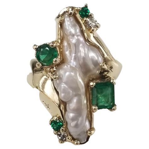 Item specifics Condition:Pre-owned: Seller Notes:"GREAT CONDITION” Diamond Clarity Grade:Very Slightly Included (VS1) Setting Style:cocktail Type:Ring Main Stone Color:Emerald ec .47, round .23, 2 .08 Metal Purity:14k Main Stone: 2 Diamonds .08 Main Stone Creation: Pearl free form Metal:White Gold Diamond Color Grade:G Ring Size: 5 Pearl Cocktail Ring, Yellow Gold Cocktail Ring, Colored Diamond Rings, Diamond Cocktail Ring, Gold Cocktail Ring, Diamond Cocktail Rings, Jewelry Lookbook, Jewelry Inspo, Diamond Color