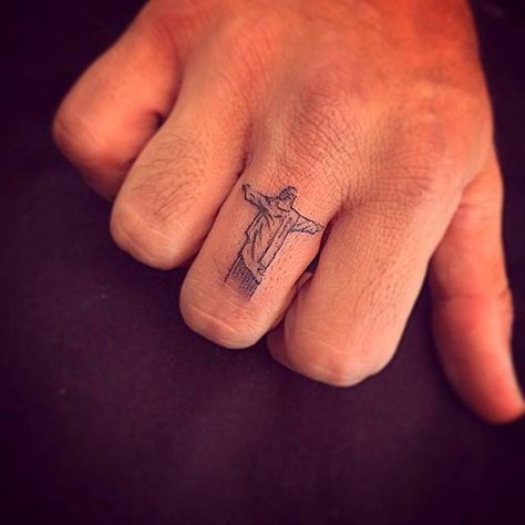 By the Brazilian Tattoo artist @emtwotattoo - on Instagram Brazilian Tattoos For Women, Brazilian Tattoos, Brazilian Tattoo Ideas, Brazilian Tattoo, Finger Tattoo, Dope Tattoos, Patch Work, Finger Tattoos, Tattoo Artist