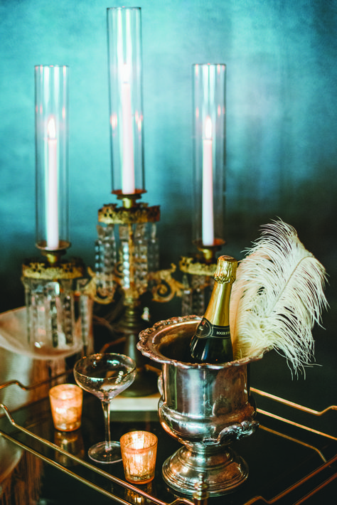 Vintage 1920s NYE Wedding Inspiration | Deco Weddings 1920s Wedding Aesthetic, Speakeasy Centerpieces, 1920s Wedding Decor, 1920s Decorations, Speakeasy Wedding Reception, Prohibition Wedding, 1920s Themed Wedding, 1920 Wedding, Speakeasy Wedding