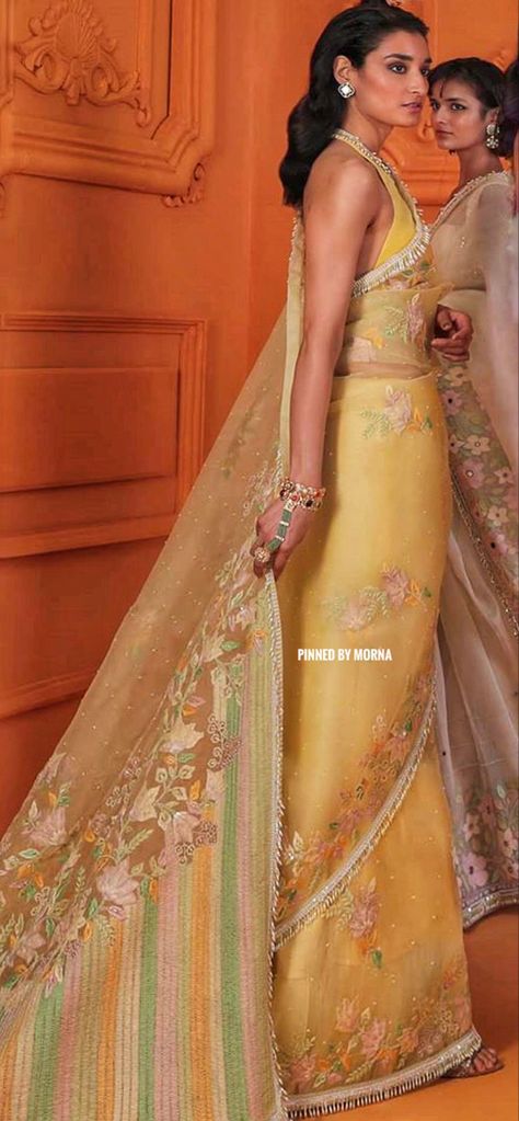 Manish Malhotra : India Manish Malhotra Sarees, Manish Malhotra Saree, Gold Mangalsutra Designs, Gold Mangalsutra, Yellow Saree, Manish Malhotra, Mangalsutra Designs, Indian Bridal Outfits, Manish