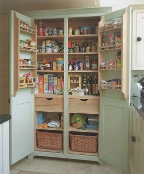 Freestanding Kitchen Cupboard. I like the DIY version of in-the-door storage. Stand Alone Pantry, Free Standing Pantry, Freestanding Pantry, Standing Pantry, Pantry Diy, Kitchen Diners, Kitchen Standing Cabinet, Pantry Cabinet Free Standing, Free Standing Kitchen Pantry