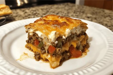 John Wayne Casserole - cookefast.com John Wayne Casserole, Creamy Ranch, Beet Recipes, Food Wishes, Beef Casserole Recipes, Cheese Casserole, Grandmas Recipes, Easy Casserole Recipes, John Wayne