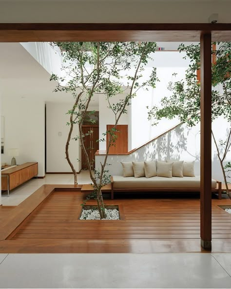 Kodikara House by Lalith Gundasa Architects Sri Jayawardenepura Kotte, Sri Lanka c. 2018 Traditional Japanese House Exterior, Japandi House Exterior, Zen House Design, Japanese House Exterior, Japanese Modern House, Japandi House, Zen House, Inside Garden, Japanese Style House