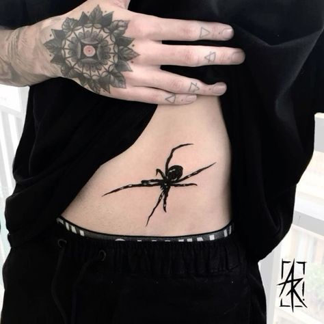 Spider Tattoo Torso, Tattoo Ideas For Men Spider, Spider On Shoulder Tattoo, Detailed Spider Tattoo, Goth Spider Tattoo, Shoulder Spider Tattoo, Spider Shoulder Tattoo, Hip Tattoo Men, Spider Tattoos For Men