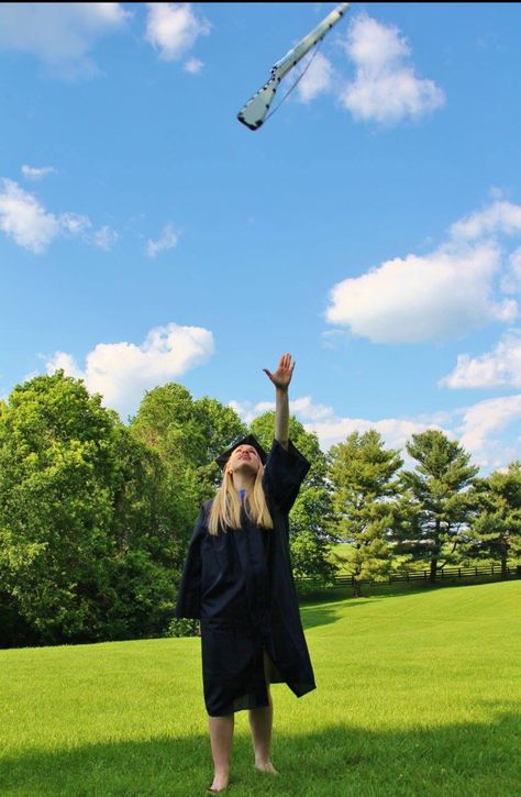 Senior color guard photo Senior Color Guard Pictures, Color Guard Graduation Pictures, Senior Pictures Color Guard, Color Guard Photography, Colorgaurd Aesthetic, Color Guard Senior Pictures, Colorguard Senior Pictures, Color Guard Aesthetic, Outside Senior Pictures