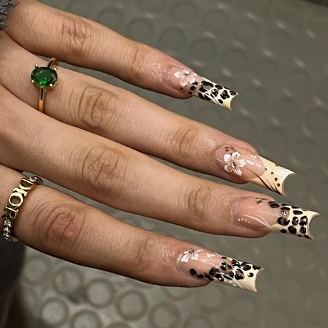 Nails Without Charms, Early 2000 Nails, Swaggy Nails, 90 Nails, Dominican Nails, Paznokcie Hello Kitty, Freestyle Nails, Cheetah Print Nails, Nail Board