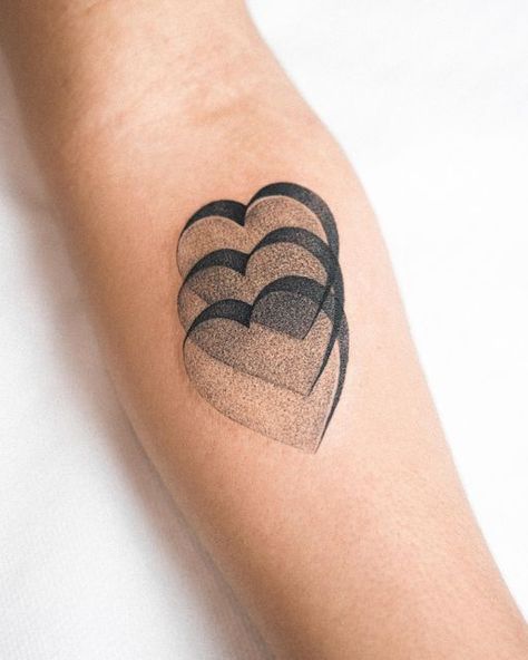 Halftone Tattoo, Stipple Tattoo, Glitch Tattoo, Fearless Tattoo, Aa Tattoos, Deep Tattoo, Optical Illusion Tattoos, Illusion Tattoos, Around Arm Tattoo