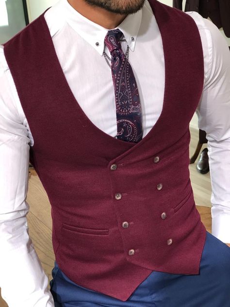 Red Vest Outfit, Red Dress Ideas, Man Fashion Style, Men Vest Outfits, Vest Outfits Men, Mens Vest Fashion, Prom Suits For Men, Chaleco Casual, Blazer Outfits Men