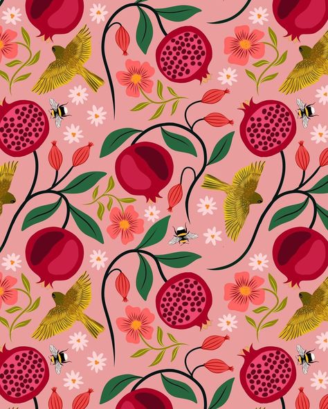 The Print Platypus on Instagram: “Wishing you a wonderful Sunday with this pomegranate and green finch pattern! Hope you like it 🌞” June Clipart, Green Finch, Pomegranate Print, Pomegranate Art, White Room Decor, Textile Prints Design, Botanical Illustration Vintage, Pottery Handbuilding, Tarot Cards Art