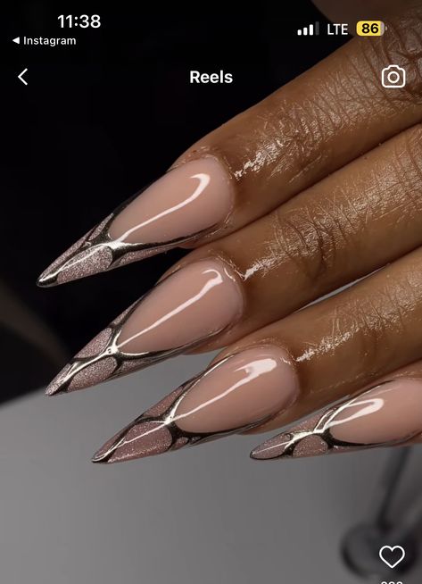 Sharp Almond Nails, Stiletto Acrylic Nails, Stilleto Nails Designs, Pointy Nails, Wow Nails, Spring Acrylic Nails, Nails Today, Stiletto Nails Designs, Almond Nails Designs