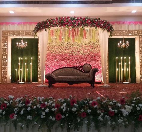 Marriage Decoration Marriage Hall Stage Decoration, Flower Decoration For Marriage, Wedding Stage Flower Decoration, Reception Background Decorations, Function Hall Decoration, Engagement Hall Decoration, Traditional Engagement Decor, Stage Decorations Wedding Receptions, Marriage Stage Decoration Weddings