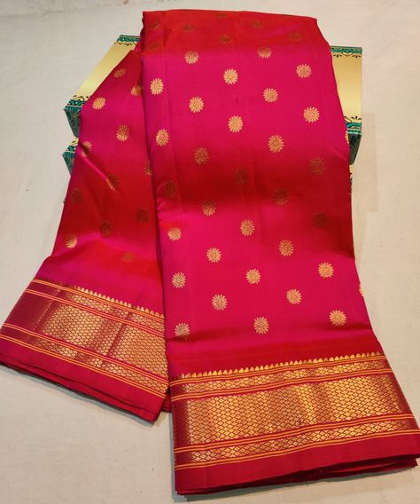 Kalanjali Paithani, Pink Paithani Saree, Pink Paithani, Mangalgiri Sarees, Indian Closet, Jacket Designs, Nauvari Saree, House Wallpaper, Mysore Silk Saree